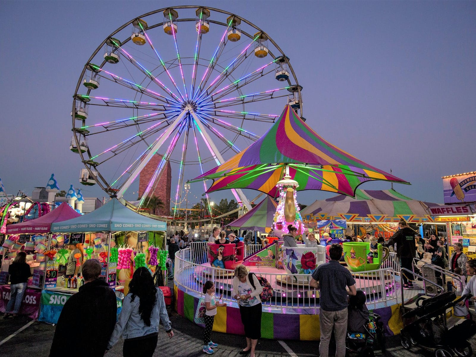 Side Show Alley: Ipswich Show